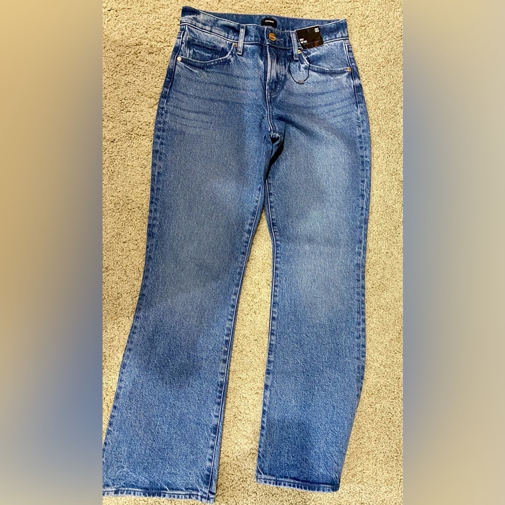 Express Women’s Medium Wash Boot Mid Rise New Size 0S